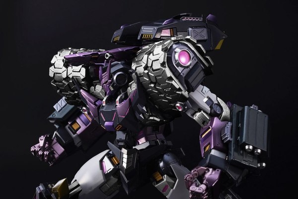 Flame Toys Officially Licensed Tarn Figure Color Sample Photos Revealed  (1 of 3)